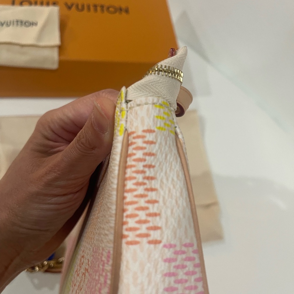 Louis Vuitton Pochette Accessoires NM - Picture 8 of 15
